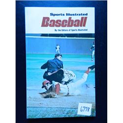 1972 Sports Illustrated paperback book on Baseball, coaching book on fundamentals by MLB players