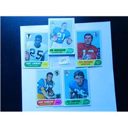 Five (5) 1968 Topps Football Cards incl. #198 Pete Beathard, #36 Gary Garrison, #106 Ed Meador