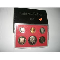 1982-S US PROOF SET ORIGINAL BOOK VALUE $11.00 *COMES WITH THE KENNEDY HALF DOLLAR*!! COIN SET CAME