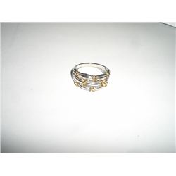 WOMANS 18K WHITE/YELLOW GOLD VERY UNIQUE FASHION RING TOTAL WEIGHT IS 5.4 GRAMS STAMPED *18K*!! RING