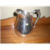 Image 1 : VINTAGE SILVERPLATED WATER PITCHER WIT UNIQUE HANDLE STAMPED *REED & BARTON 968* IN GREAT CONDITION!