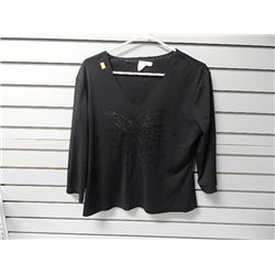 XL Script V neck Black Top Sequined pattern top