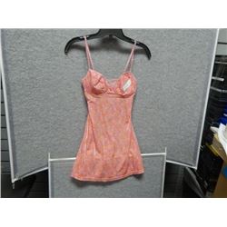 SMALL PEACH COLOURED SHORTY TOP