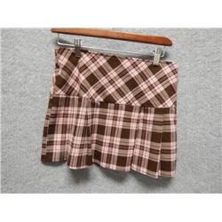 LADIES SKIRT - USED - LESS USA - PINK AND BROWN - VERY SHORT AND PLEATED - SIZE MEDIUM