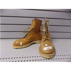 SZ 5.5 Gorilla Tan CSA approved boots