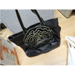 PURSE - DIFIRENZE - DARK BROWN FLOWER IN  FRONT