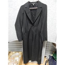 JACKET - WOMANS - NO TAG (MADE IN CANADA) - BLACK LONGCOAT - SIZE M