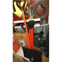 NEW SNOW SHOVEL - NO WARRANTY, NO GUARANTEE