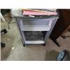 Image 1 : OLD FASHIONED STYLE ELECTRIC FIREPLACE