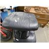 Image 1 : FOOTSTOOL - 2 TTL