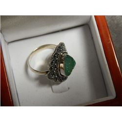 RING - HAND CRAFTED CUSTOM DESIGNED SOLITAIRE - GREEN EMERALD SET IN STERLING SILVER - RETAIL~$275