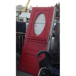 VINTAGE DOOR - RED
