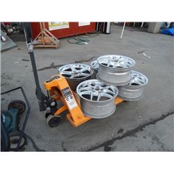 PALLET JACK - TITAN 5500LB