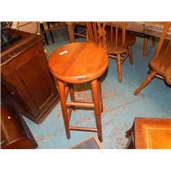 SWIVEL BAR STOOL