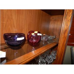 SHELF LOT OF COLLECTIBLES