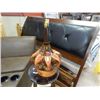 Image 3 : RETRO TABLE LAMP - BLUE MOUNTAIN