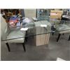 Image 1 : HEAVY GLASS TOP DINING TABLE WITH MARBLE BASE