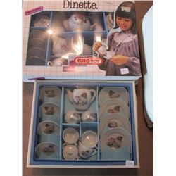 Porcelin Dinette Euro Toy / China Set