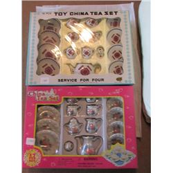 China Tea Set 17 pc / China Set for 4