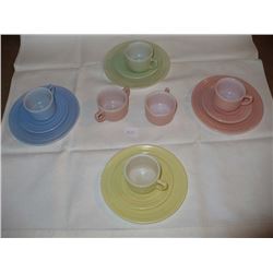14pc 1940's Childs tea set