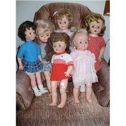 Lot of Vinyl head dolls (6)