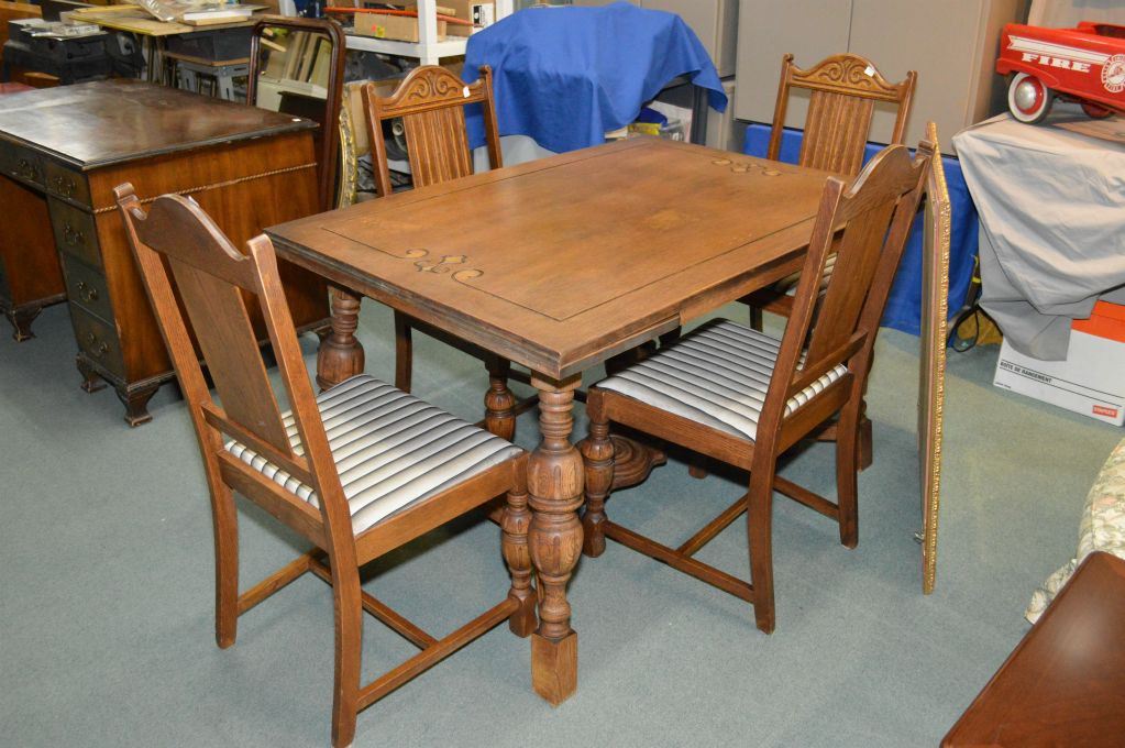 Refractory Style Oak Draw Leaf Dining Table And Four Chairs