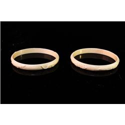 [CHINESE]A LATE 19TH CENTURY IVORY CARVED BANGLE(2 ITEMS)(MEASURED WITH THE LARGEST ITEM) (TOTAL 16g