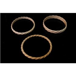 [CHINESE]A SET OF LATE 19TH CENTURY IVORY CARVED BANGLE (3 ITEMS)(MEASURED WITH THE LARGEST ITEM)(TO