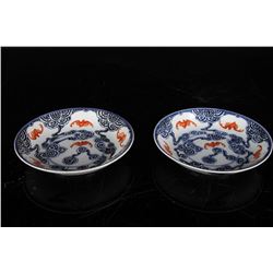 [CHINESE]A PAIR OF "YI MOU DA JI"MARKED BLUE AND WHITE WITH IRON RED GLAZED PORCELAIN PLATES PAINTED