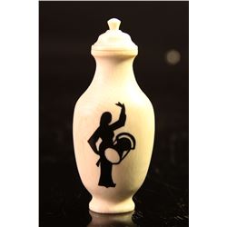 [CHINESE]A LATE 19TH CETNRUY IVORY SNUFF BOTTLE (34g)  L:1.25" W:0.75" H:2.75"  DISCLAIMER: This ite