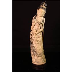 [CHINESE]AN “DA MING CHENG HUA"MARKED IVROY CARVED STATUE OF KWAN YIN (1420g) L:3.75" W:3" H:15"  DI