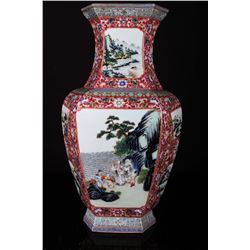 [CHINESE]A "DA QING JIA QING NIAN ZHI"MARKED FAMILLE ROSE PORCELAIN VASE PAINTED WITH FIGURES AND LA