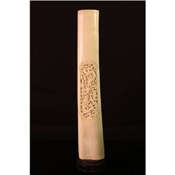 [CHINESE]A LATE 19TH CENTURY IVORY CARVED DRAGONS PLAYING WITH BALL  (1596g)  L:3" W:2.25" H:18.75" 