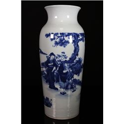 [CHINESE]A "CHONG ZHEN NIAN ZHI"MARKED BLUE AND WHITE VASE PAINTED WITH FIGURES W:5.5" H:12.5"