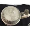 Image 8 : AWESOME MICKEY MANTLE COLLECTION: STEIN, 2 PLATES, ORNAMENT & POST CARD