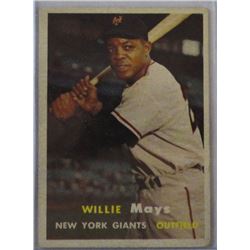 1957 TOPPS #10 WILLIE MAYS VGEX+