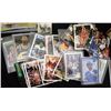 Image 2 : COLLECTORS LOT; AUTOGRAPHS - STAR CARDS - VINTAGE COMICS
