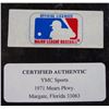Image 2 : MICKEY MANTLE AUTOGRAPHED 5x7 COLOR PHOTO on PLAQUE