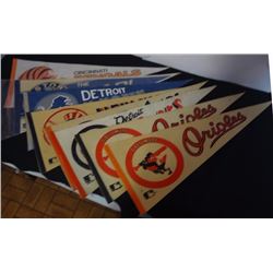 7 - VINTAGE PENNANTS - 3-FOOTBALL & 5-BASEBALL - YANKEES, ASTROS, TIGERS