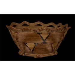 Very Finely Coiled Thompson River Crenulated Basket Bowl with Foot Ex. Brenchley Family Collectio…