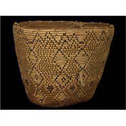 19TH C. Cowlitz Imbricated Burden Basket 14" W. 11 1/4" H. Fine Condition…
