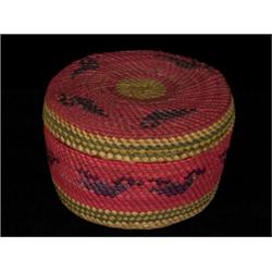 Unusual Nuu-chah-nulth Lidded Basket Bird Design 3" D. 2" H. Good Condition…