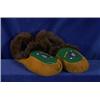 Image 1 : Pair of Beaded Moccasins with Crow Design and Fur Trim Fair Condition…