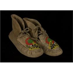 Pair of Beaded Moccasins with Butterfly and Floral Design Fair Condition…