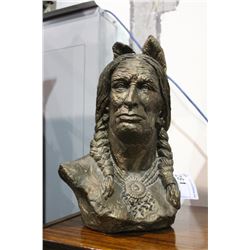 NORTH AMERICAN NATIVE PLASTER HEAD BUST STATUE