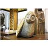 Image 2 : LARGE INUIT SOAPSTONE CARVED OWL