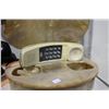 Image 3 : VINTAGE SHELL SHAPED PHONE