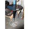 Image 1 : ROUND SINGLE PEDESTAL PUB TABLE