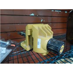 CLAMP ON TABLE VICE