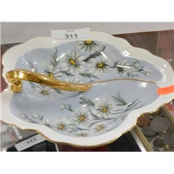VINTAGE DISH - LEAF DESIGN